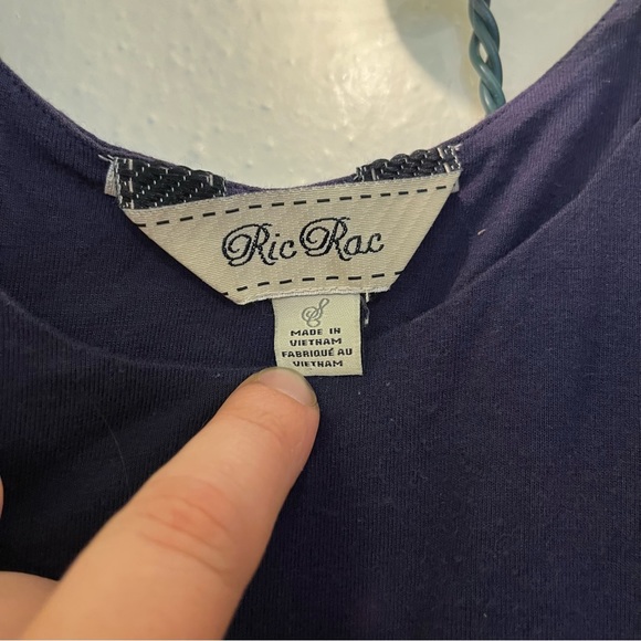 Anthropologie Dress with ruffle shoulder , leaf pattern & pockets ! - Picture 5 of 7